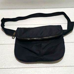 Lululemon Black Nylon Waist Crossbody Flap Top Bag Unisex